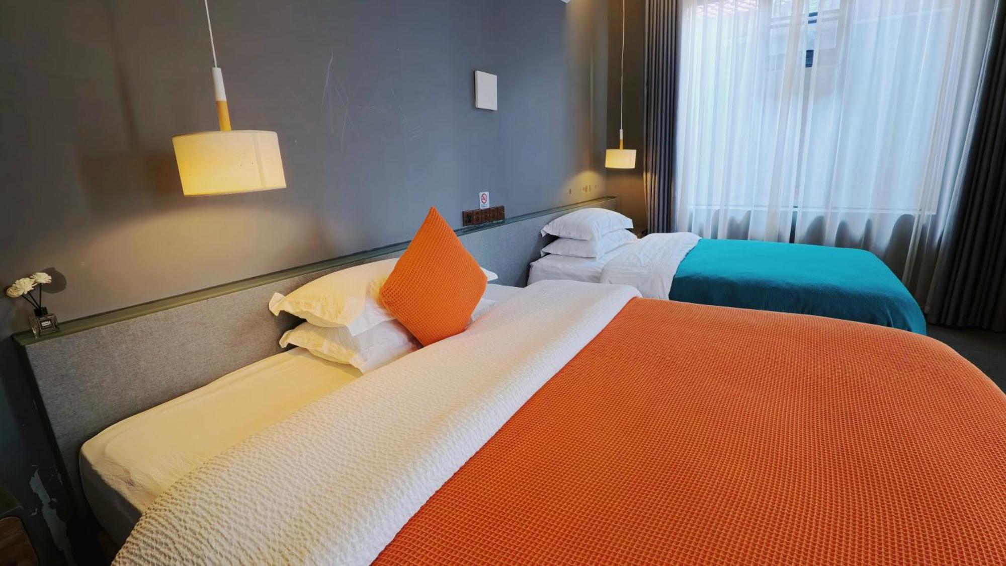 Dao Bian Inn Жангжиаже Екстериор снимка